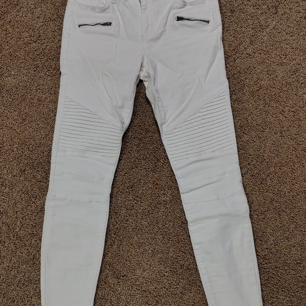 William B Women's Skinny Jeans in White Size 26